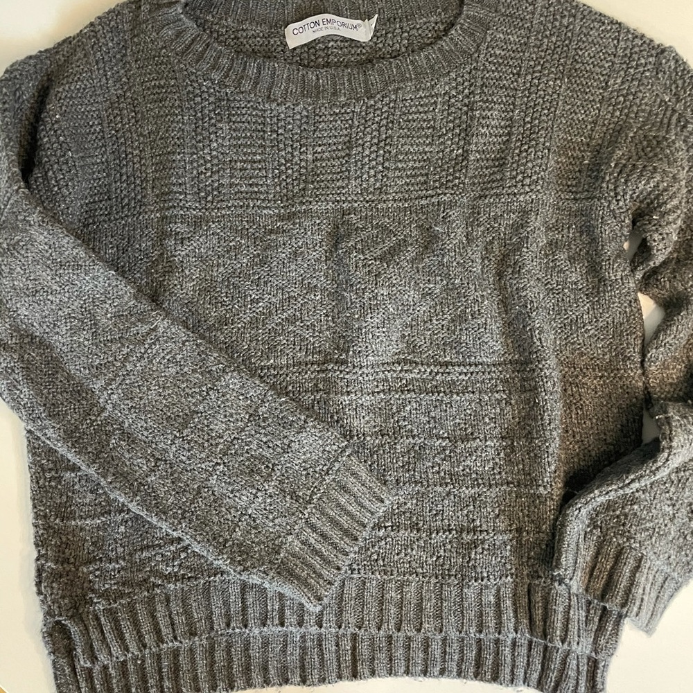 Gray knit sweater